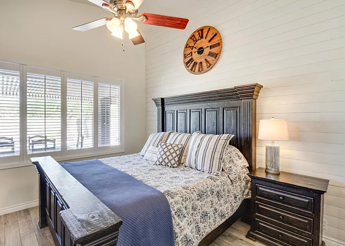 Stunning Home: Near Catalina State Park Ferienhaus