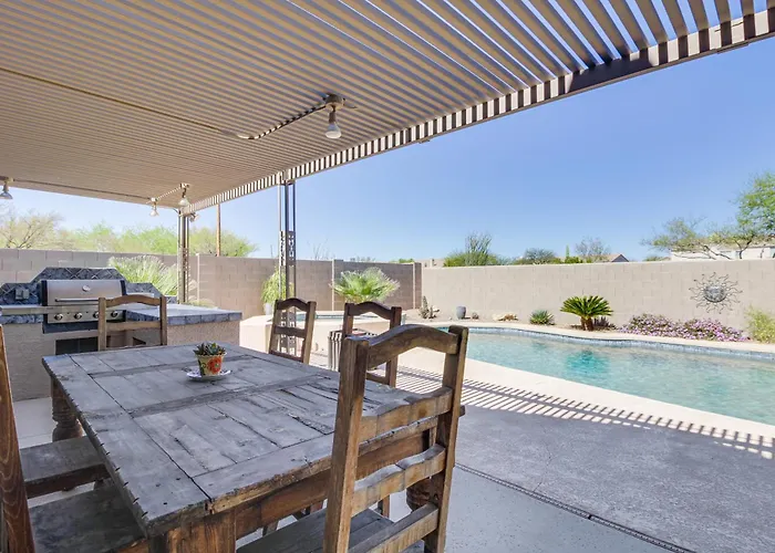 Stunning Home: Near Catalina State Park Ferienhaus *